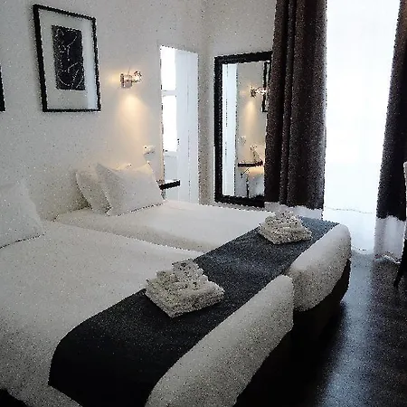 Hotel By Kavia