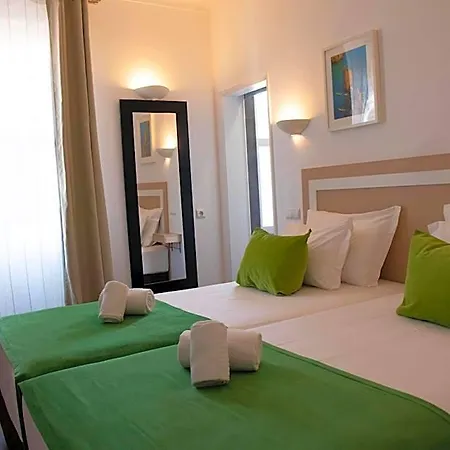 Hotel By Kavia 2*