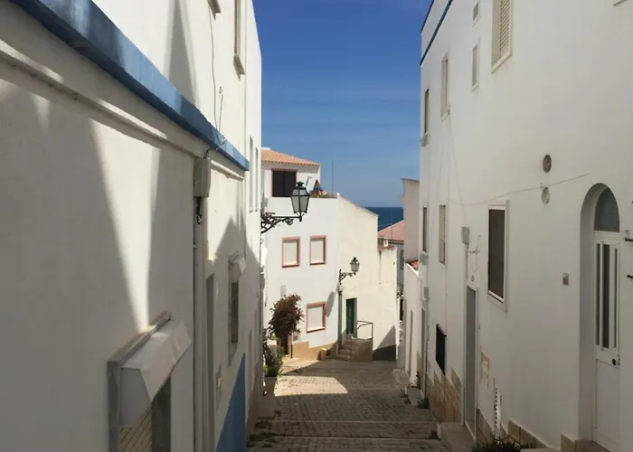 By Kavia Готель 2*