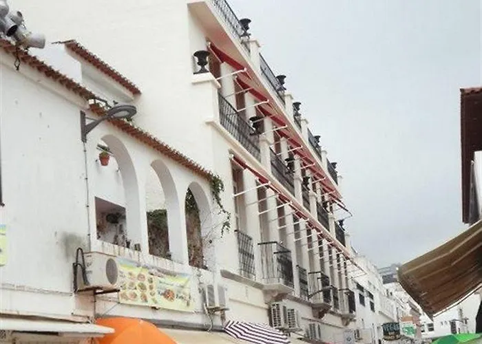 Готель By Kavia 2*